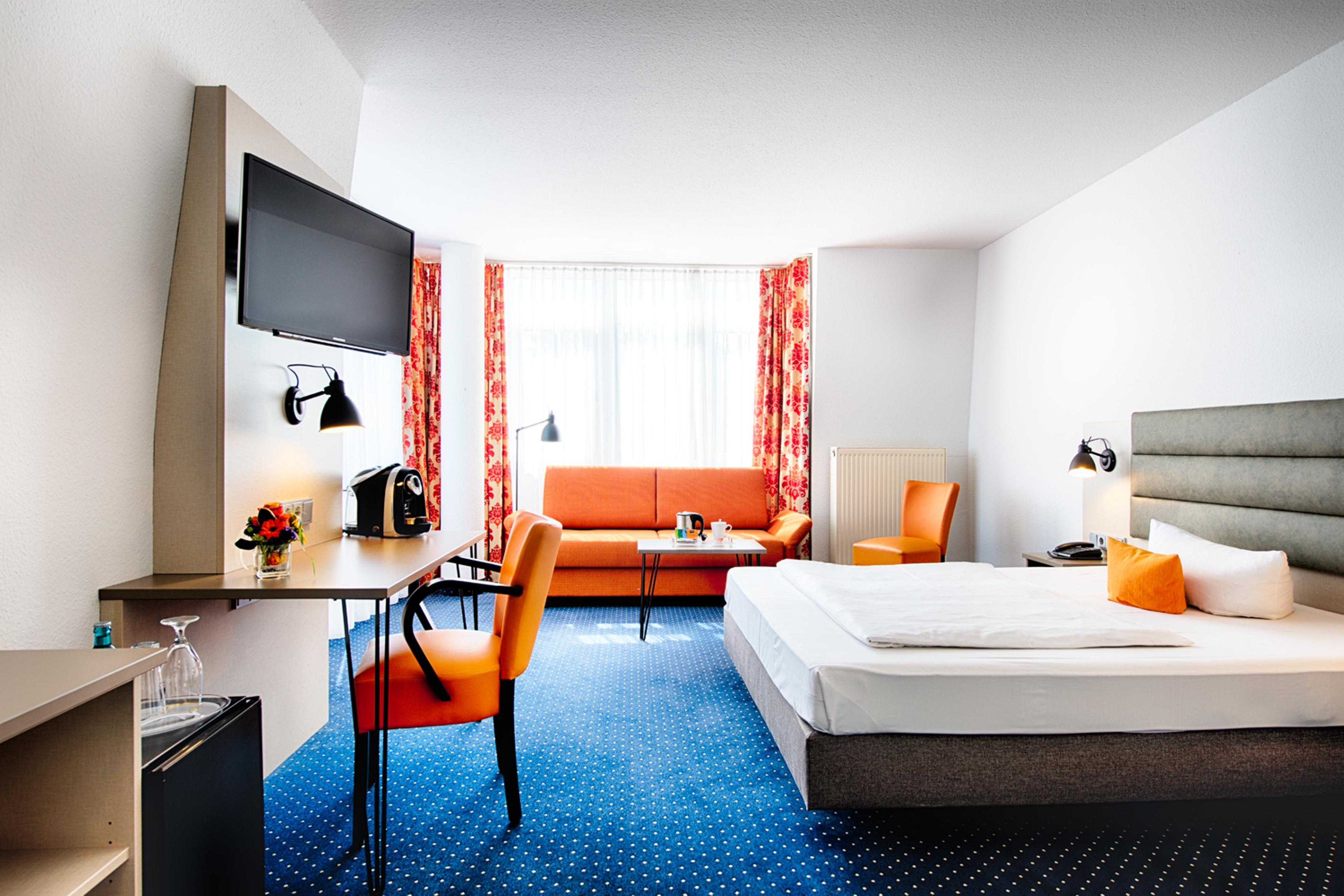Achat Hotel Цвикау Екстериор снимка